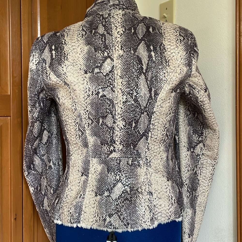 Bebe Y2k Snakeskin Patterned And Furjacket - image 4